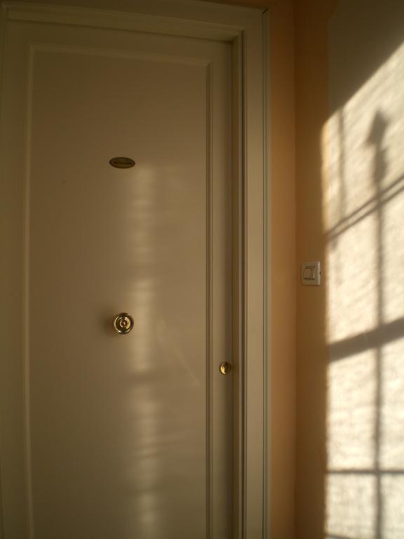 Ca Tornielli Apartment Венеция Номер фото